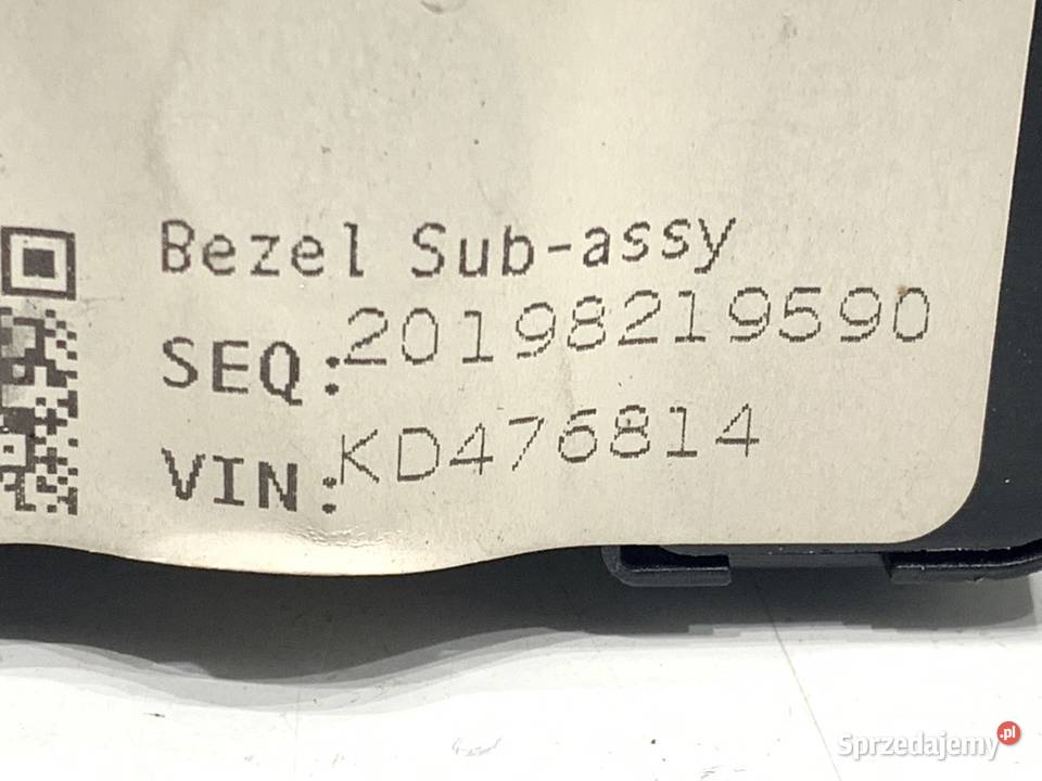 WŁĄCZNIK ŚWIATEŁ AWARYJNYCH JEEP CHEROKEE KL