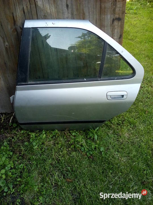 Drzwi lewy tyl Peugot 406