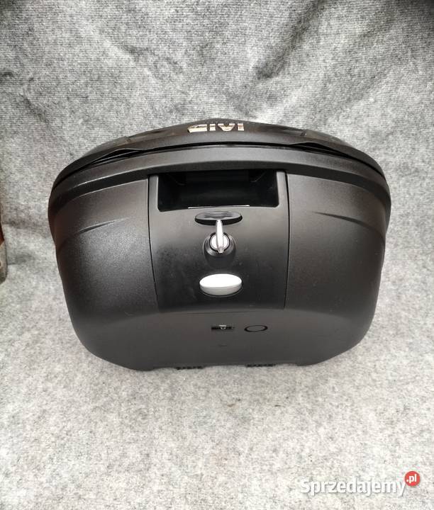 Kufer centralny GIVI Blade B37 oparcie 37l Leszno
