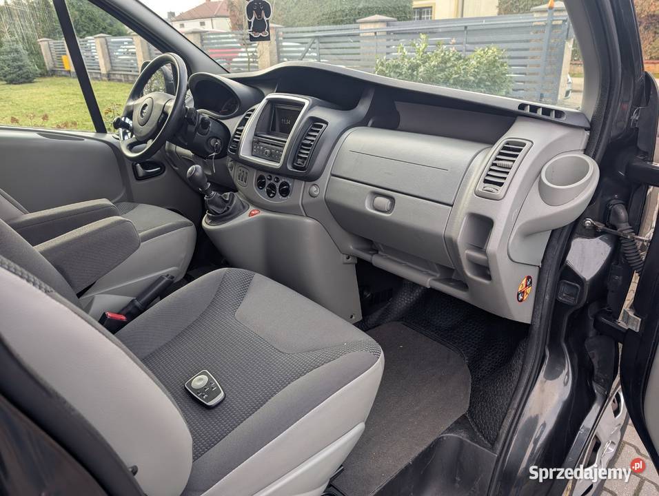 Opel Vivaro brygadówka 20 TDCi Góra Kalwaria