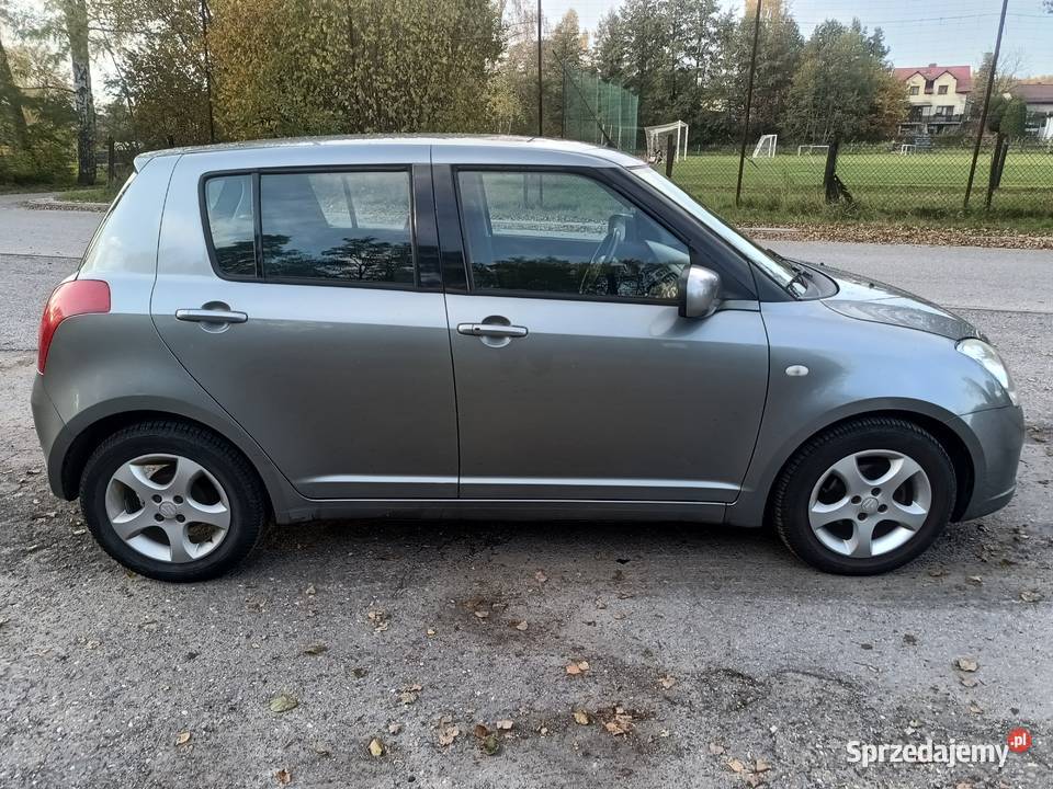 Suzuki Swift 13 benzyna 2006r Zarejestrowany w Polsce Chrzanów