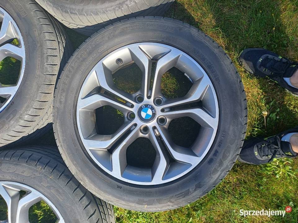 Alufelgi BMW z oponami letnimi i czujnikami Trojanowice sprzedam