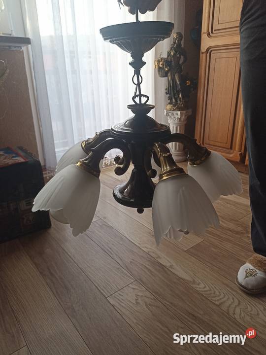 Sprzedam żyrandol rustykalny styl