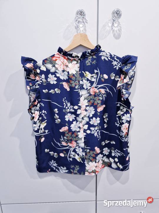 Praktycznie nowa kwiecista bluzeczka Dąbrowa Górnicza