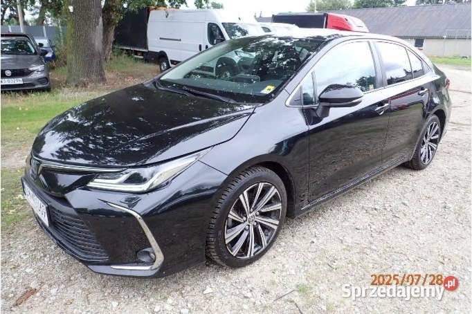 TOYOTA Corolla 2022 179800 ccm 98 Warszawa