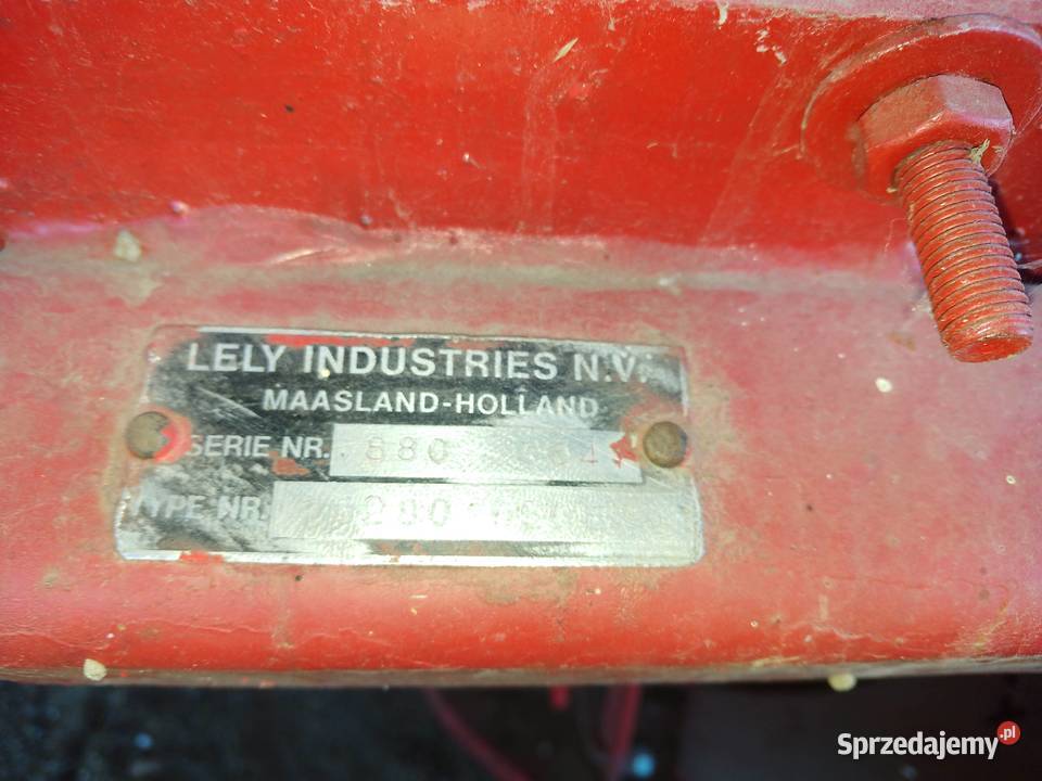 Sprzedam rozsiewacz nawozów nieuszkodzony Siewniki i sadzarki Łomża