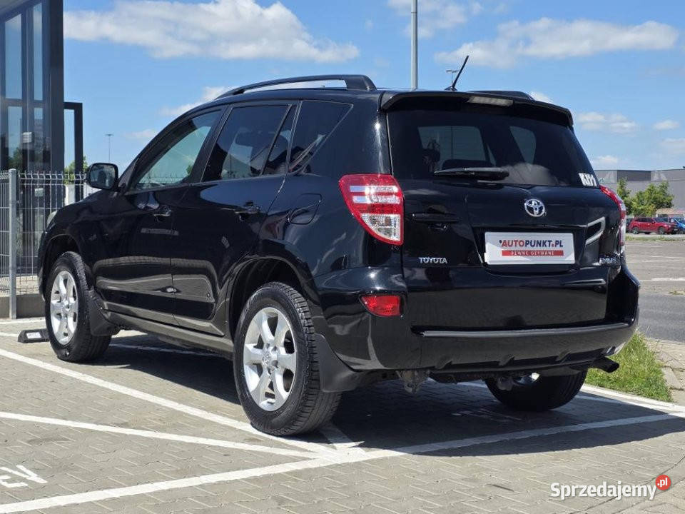 Toyota RAV 4 2011r Klimatyzacja LED tempomat Hak Poznań sprzedam