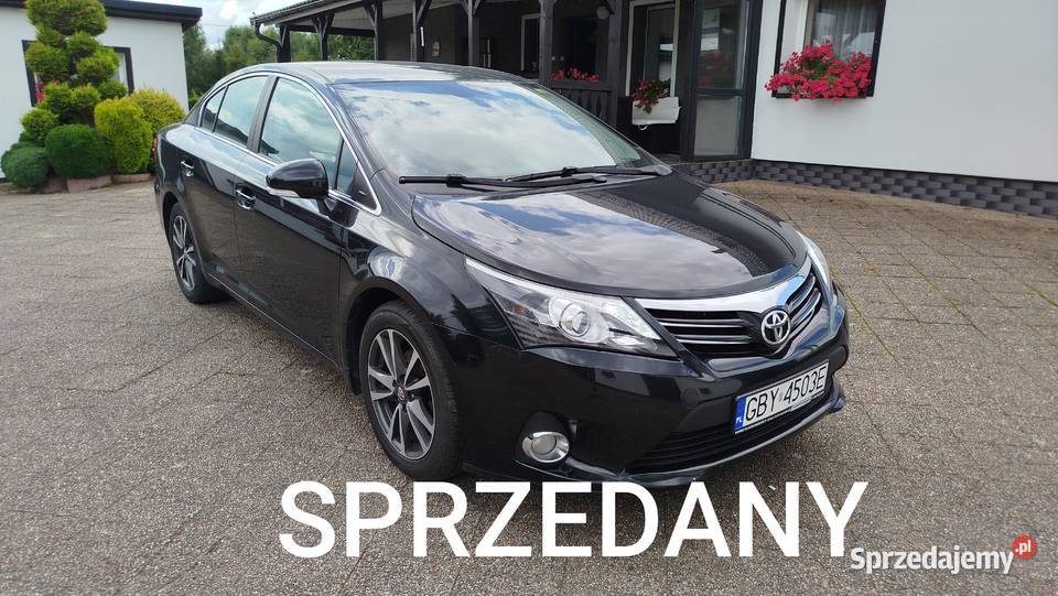 Toyota Avensis Sedan Wyposażony Zadbany światła do jazdy dziennej Bytów
