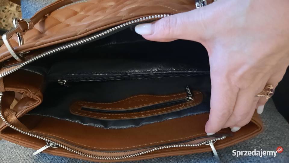 Torebka na ramię Chanel A4 sprzedam