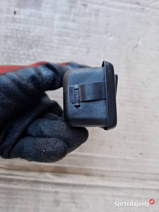 Popielniczka Fiat 126p Maluch ST stary typ Popielniczki Motoryzacja opolskie Strzelce Opolskie