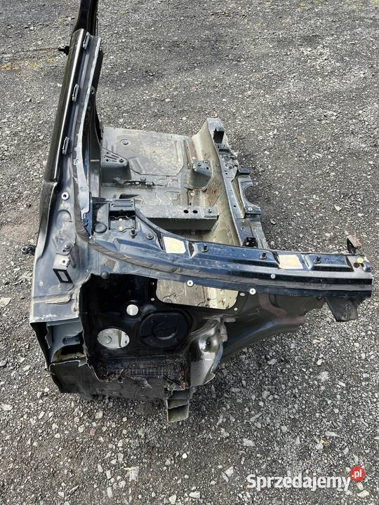 BMW X3 F25 PRÓG PRAWY SŁUPEK A B ĆWIARTEK BOK