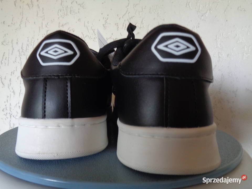 UMBRO męskie sportowe outdorowe 44285 inna Żory