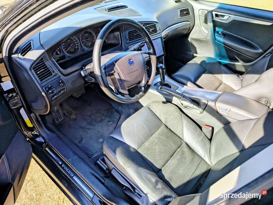 Volvo V70 2006r 24 D5 Automat Rok produkcji 2006 dolnośląskie Wrocław