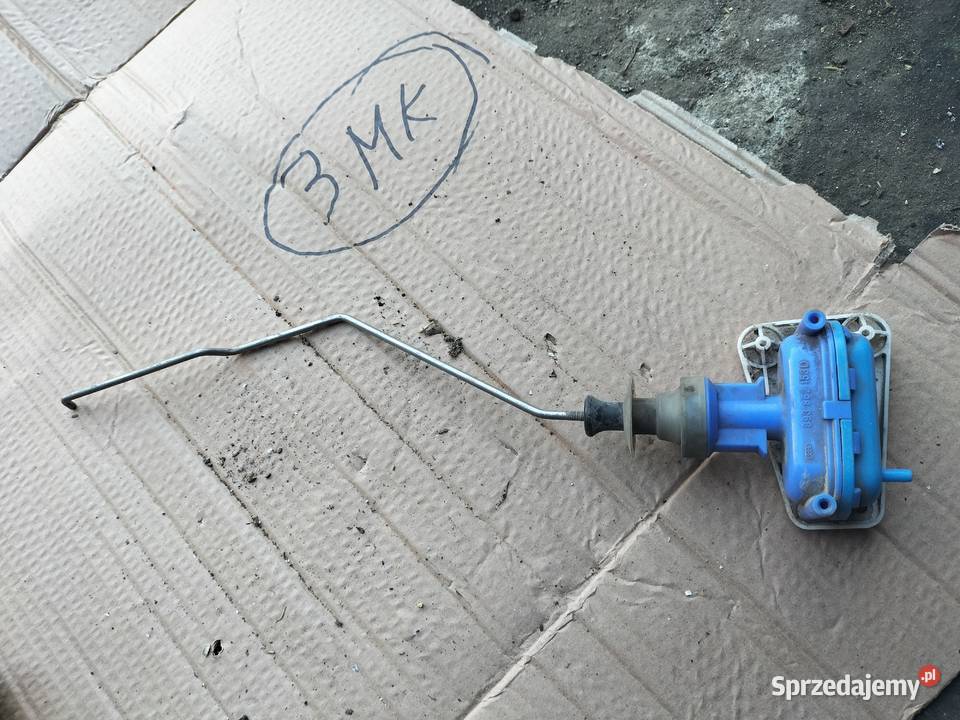 Audi 80 B4 893862153D Siłownik zamka drzwi sprzedam