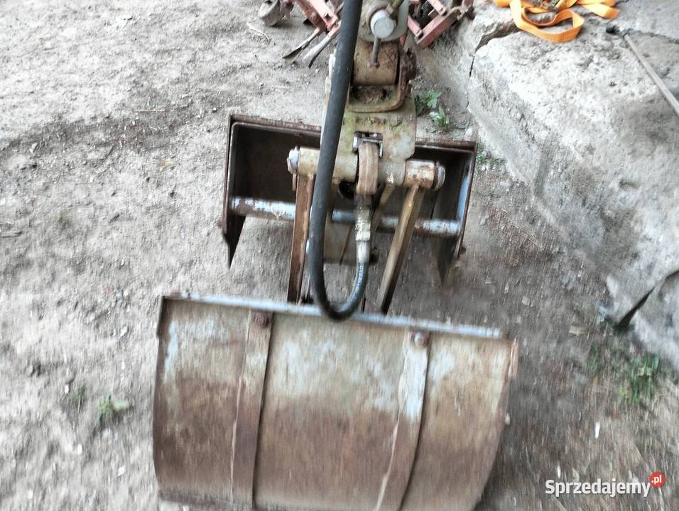 Sprzedam ładowacz ciągnikowy TROLL 350 nieuszkodzony małopolskie Czechy sprzedam