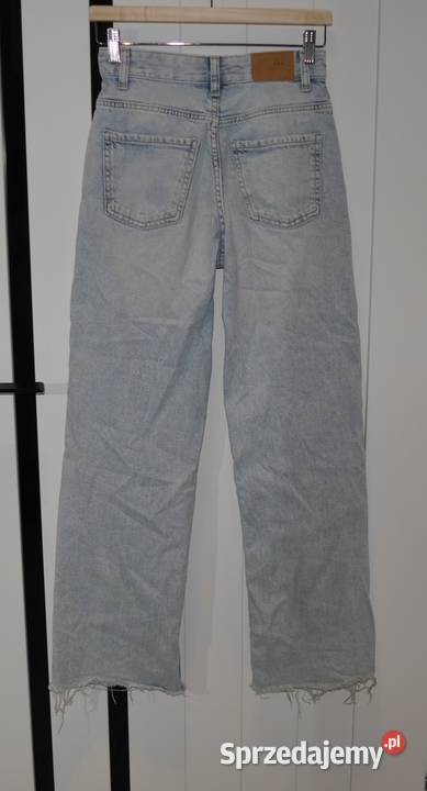 Bershka Baggy świetne spodnie z dziurami 32 XXS Wrocław