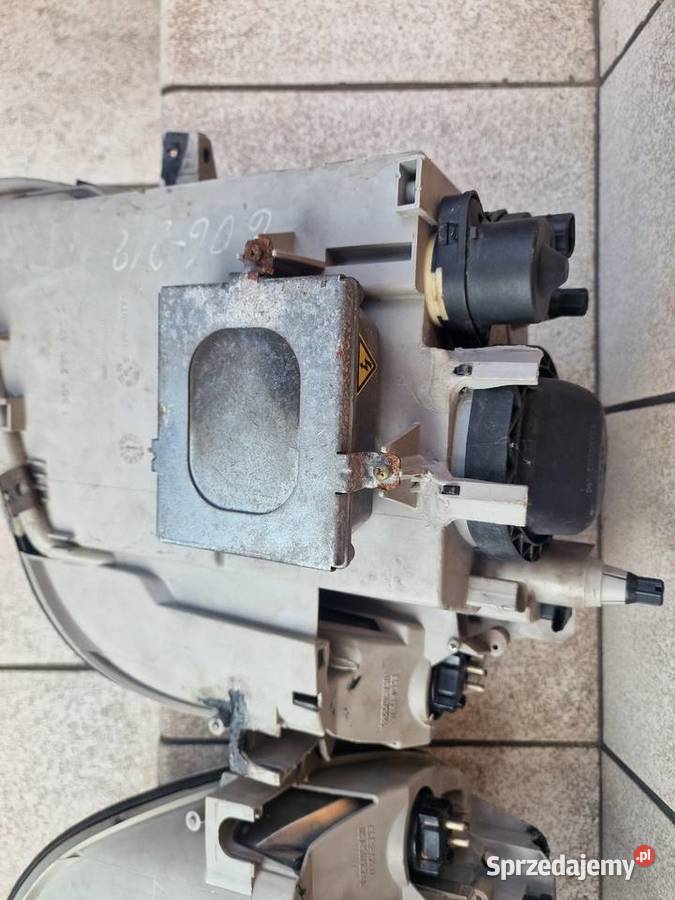 Lampy Xenon Mercedes SLK 170 osobowe Piekary Śląskie