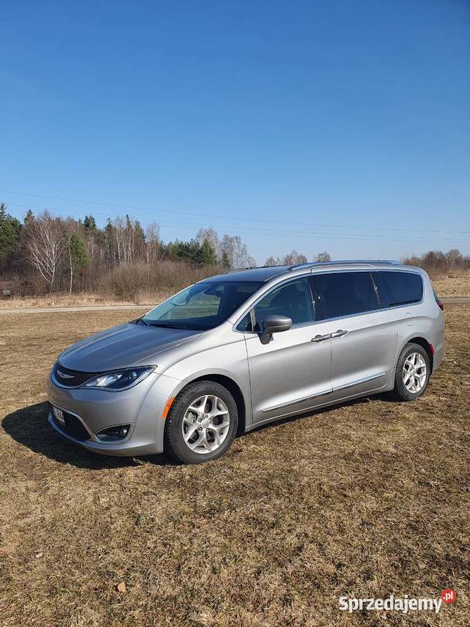 Chrysler Pacifica 2019r przebieg 46000 Janów Lubelski