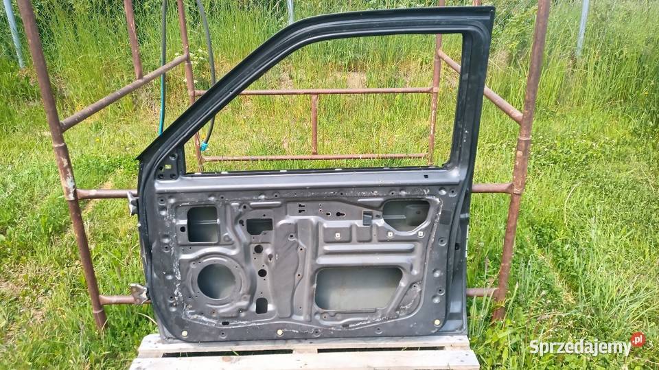Drzwi prawe Nissan Terrano I pickup d21 warmińsko-mazurskie Warkały