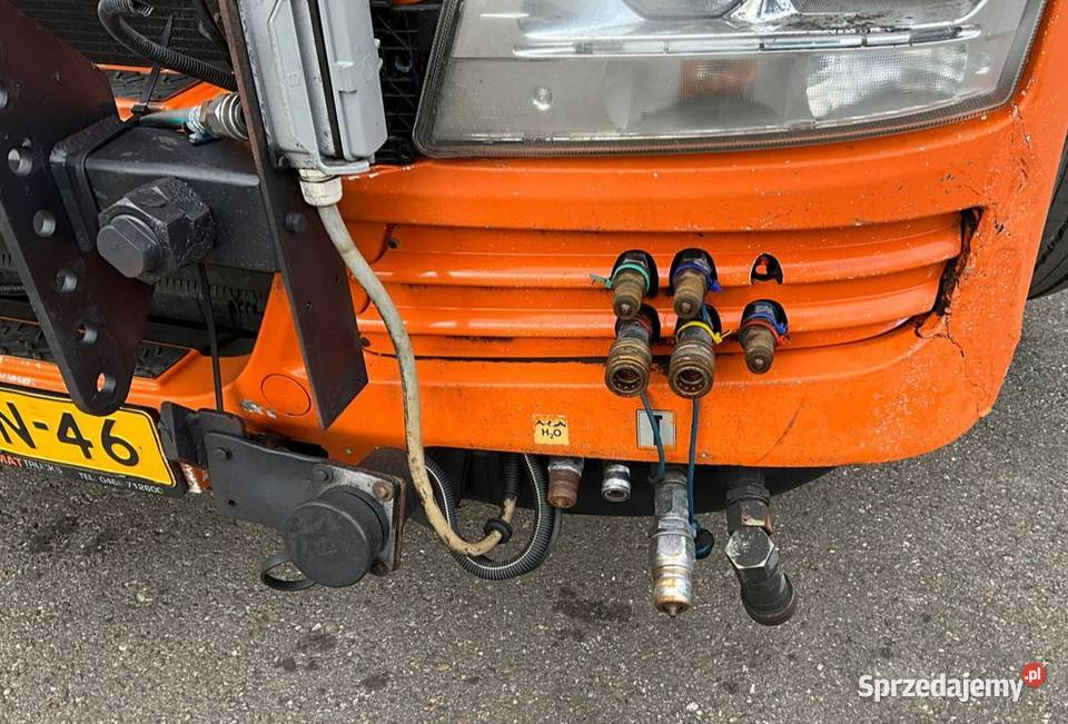 Komunalny Zamiatarka 12000cm3 Śmieciarki Warszawa