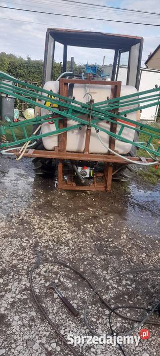 Opryskiwacz 300 litrów 10 metrów NOWA POMPA Bucze
