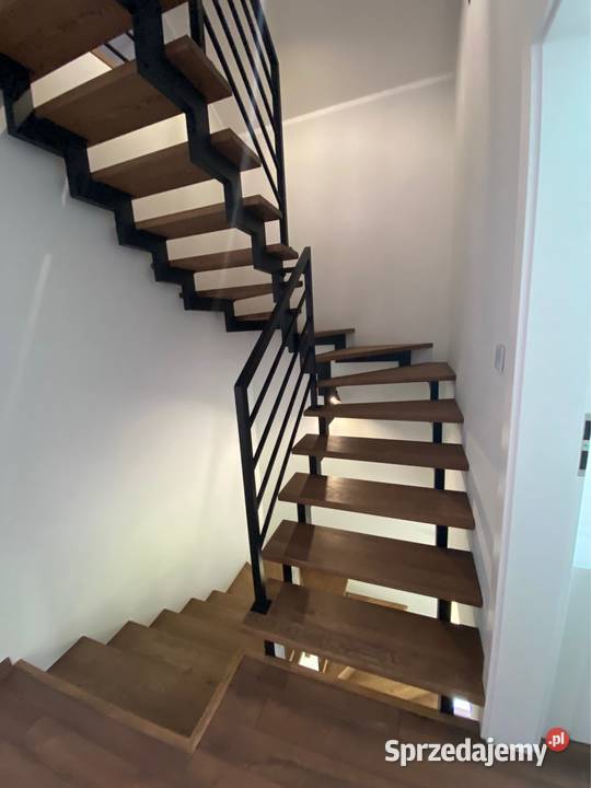 Schody metalowe nowoczesne loft samonośne metal