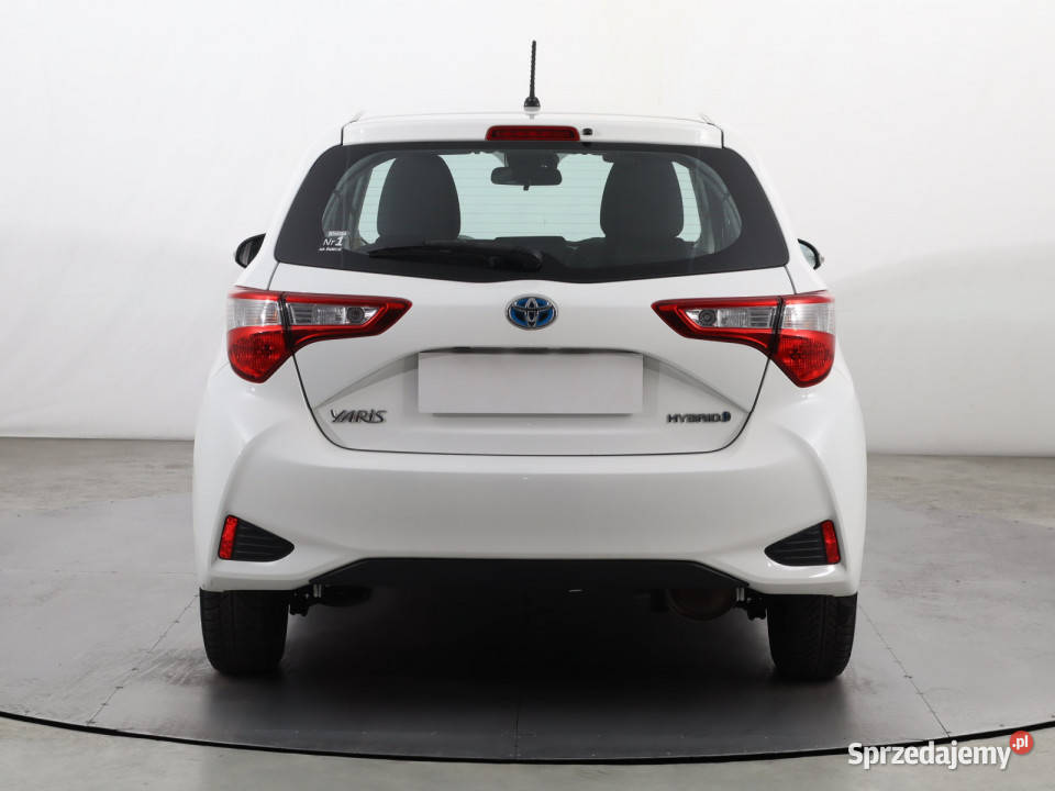 Toyota Yaris 15 Hybrid elektryczne lusterka