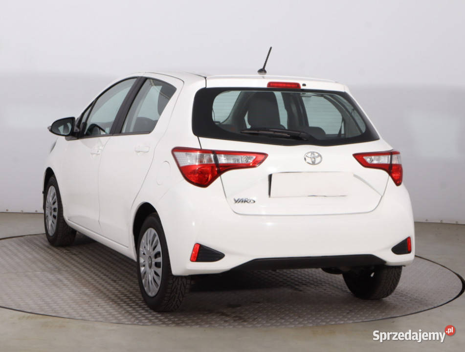 Toyota Yaris 15 Dual VVTi Rok produkcji 2020