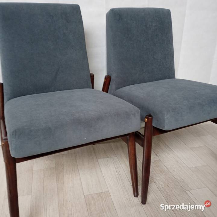 Dwa fotele z PRL CELIA typ 300227 renowacji sprzedam