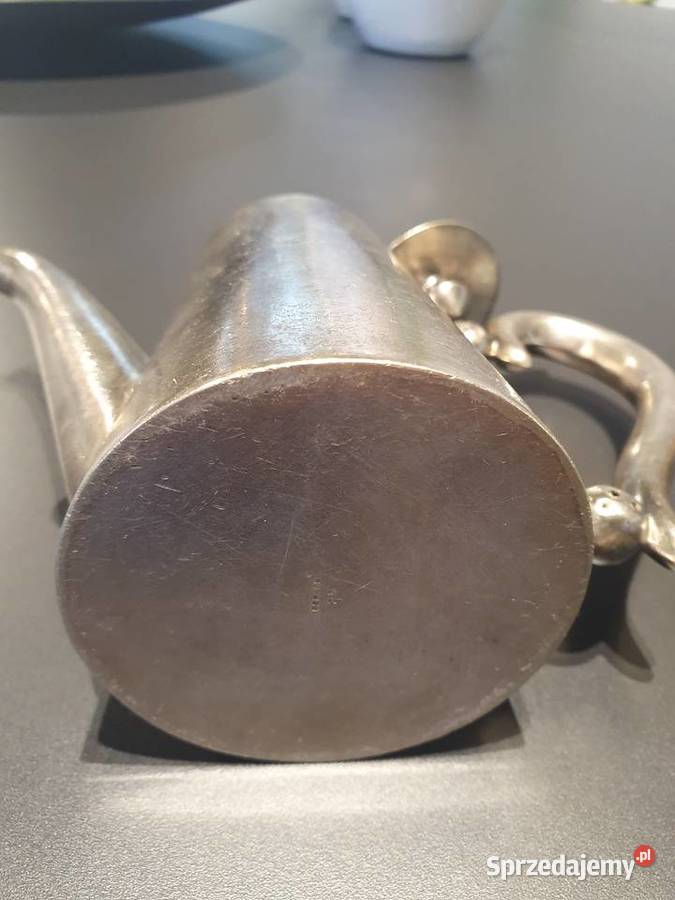 Dzbanek z pokrywką większy z dwóch srebrny z lubelskie Lublin
