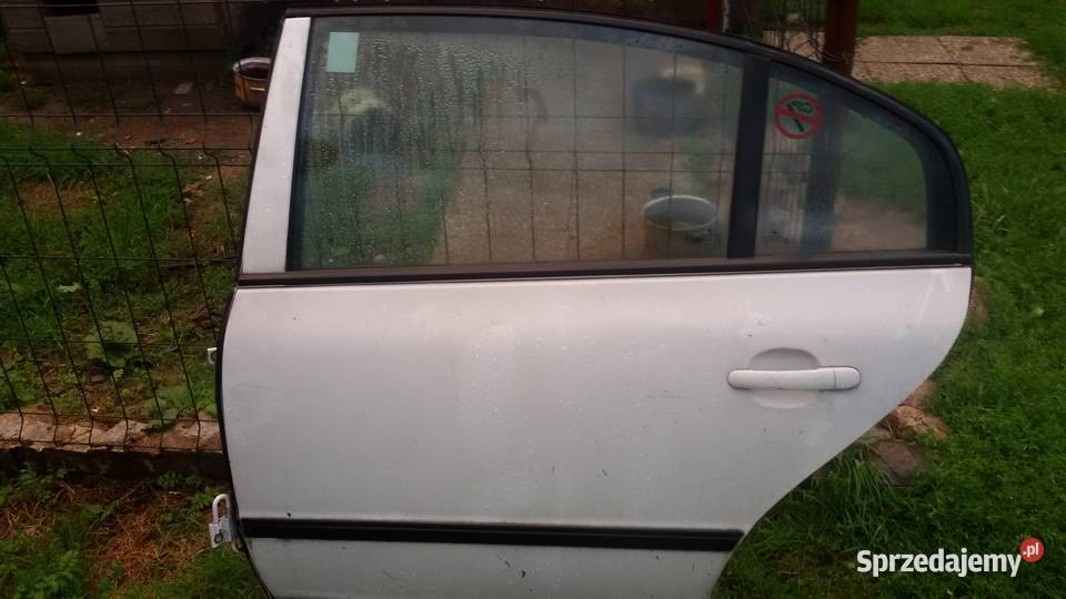 dzwi tylne prawe lewe skoda super B Elbląg