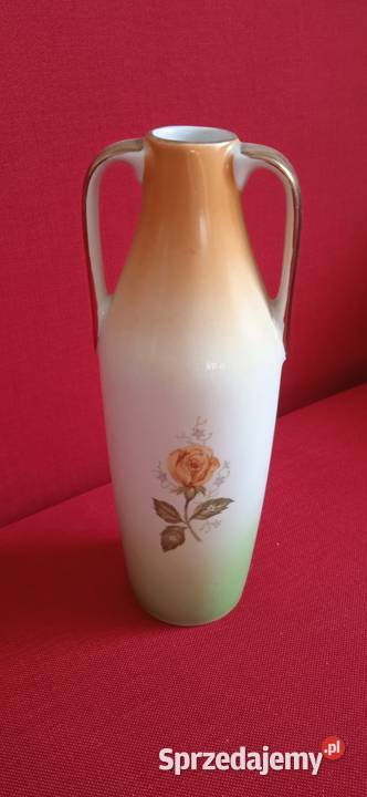 Ciekawy flakon z porcelany