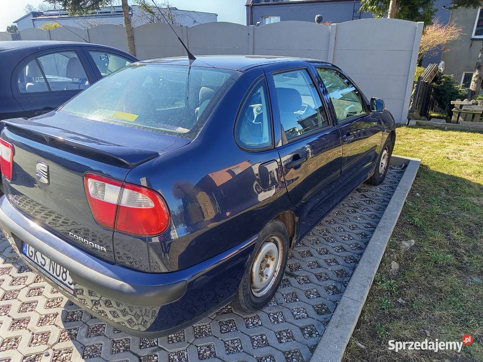 Seat Cordoba Rok produkcji 2002 Samochody osobowe sprzedam