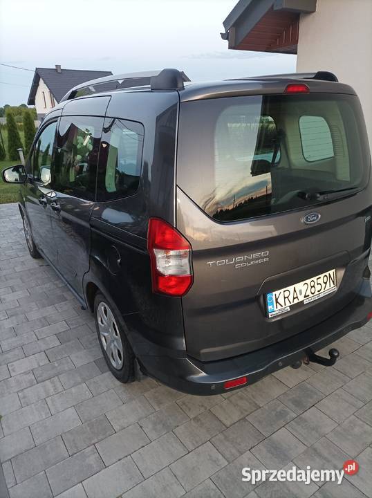 Ford Courier 10 niski przebieg 112000km Tourneo Courier Sieciechowice