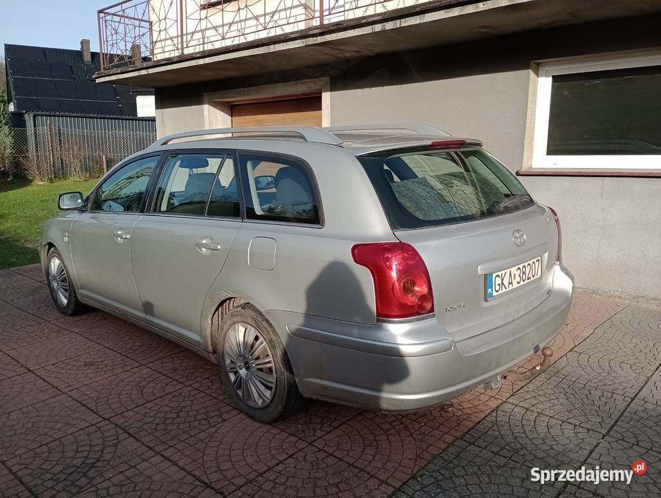 Toyota Avensis Kartuzy