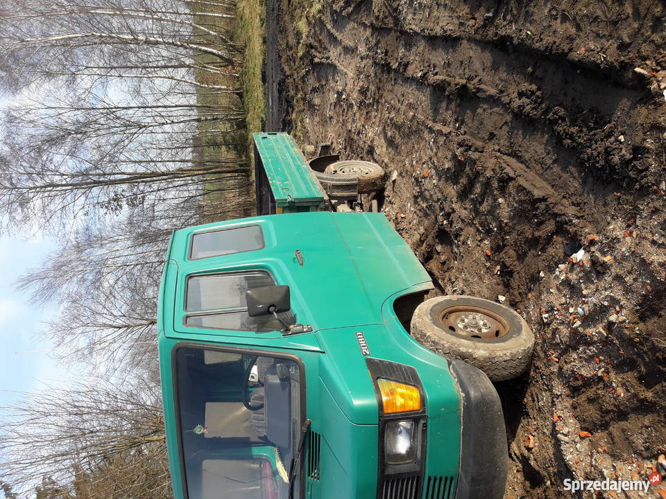Sprzedam Mercedes 208D kaczka nieuszkodzony Kurzętnik