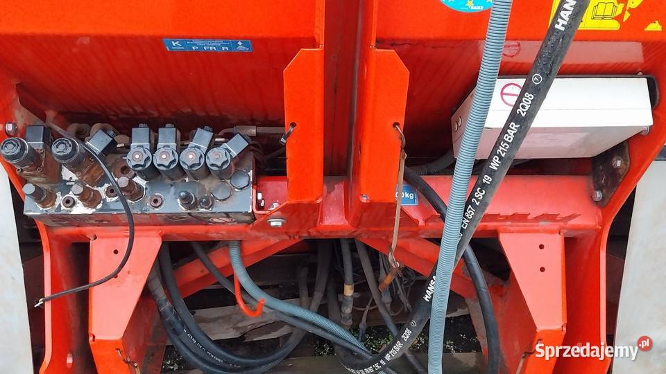 Rozsiewacza RAUCH AXERA EMC z nadstawką Komputer nieuszkodzony Przymiłowice sprzedam