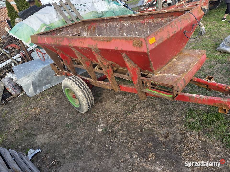 Rozsiewacz wapna RCW 3 Michów
