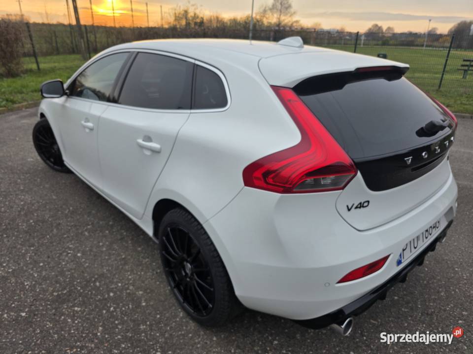 Volvo V40 R Design D4 Turek
