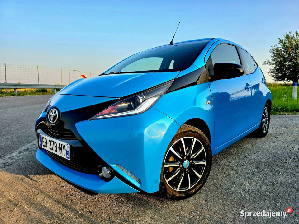 Toyota Aygo Toyota Aygo 10 Wave 2 fabryczny tempomat Więcławice Stare