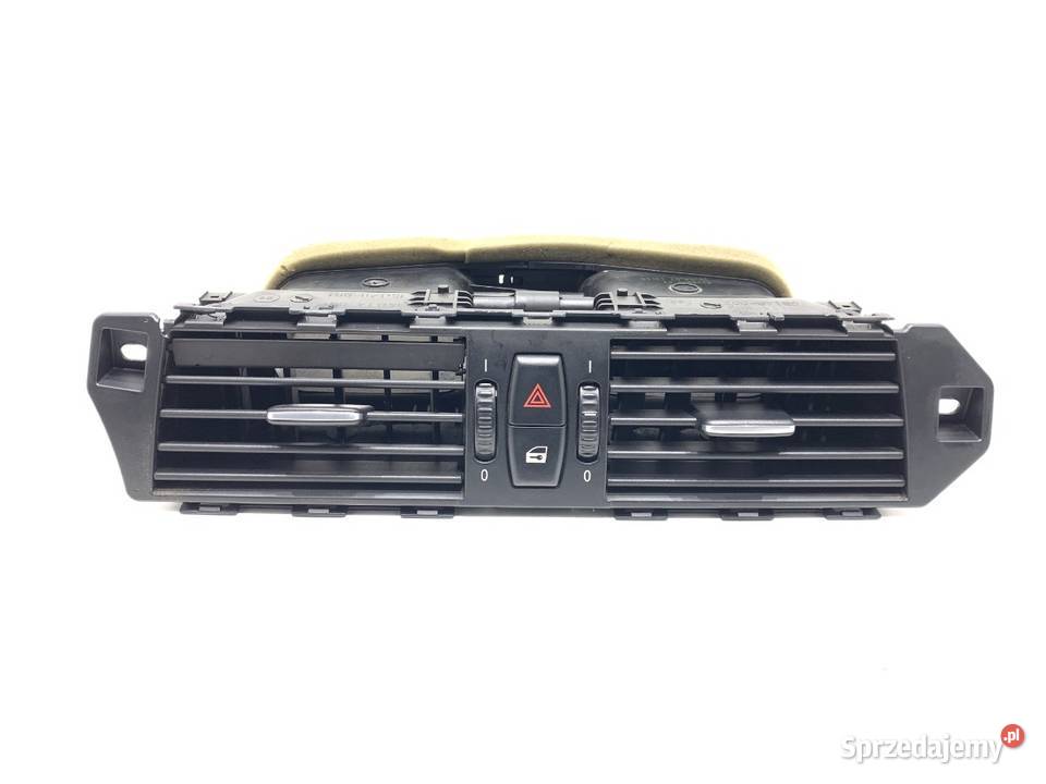 KRATKA NAWIEWU PRZÓD BMW E61 Kombi 0410