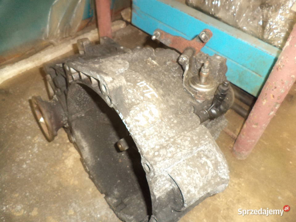AUDI A3 18 20V SKRZYNIA BIEGOW CZM Turek