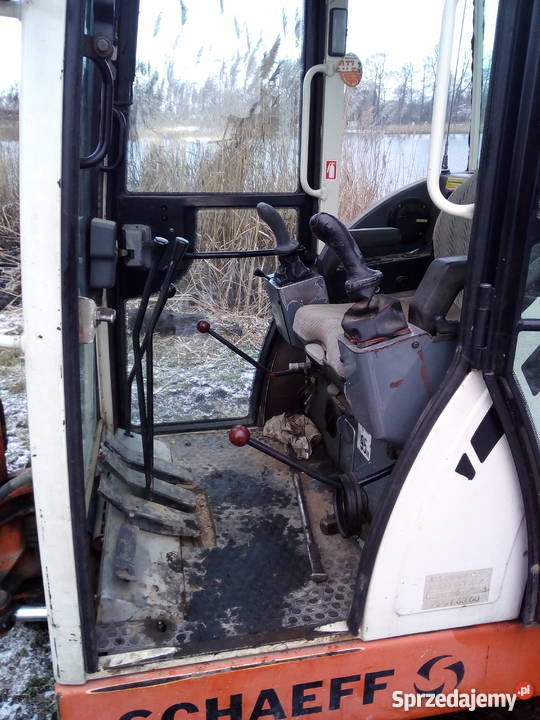 Mini koparaka TEREX SCHAEFF HR 12 Rok produkcji 2002 Objezierze