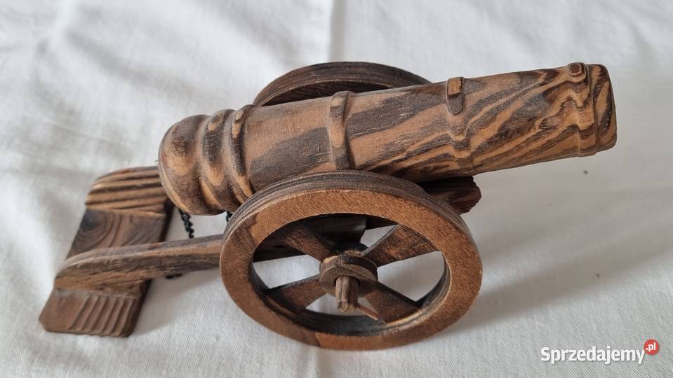 Armata wiwatówka drewniana miniatura