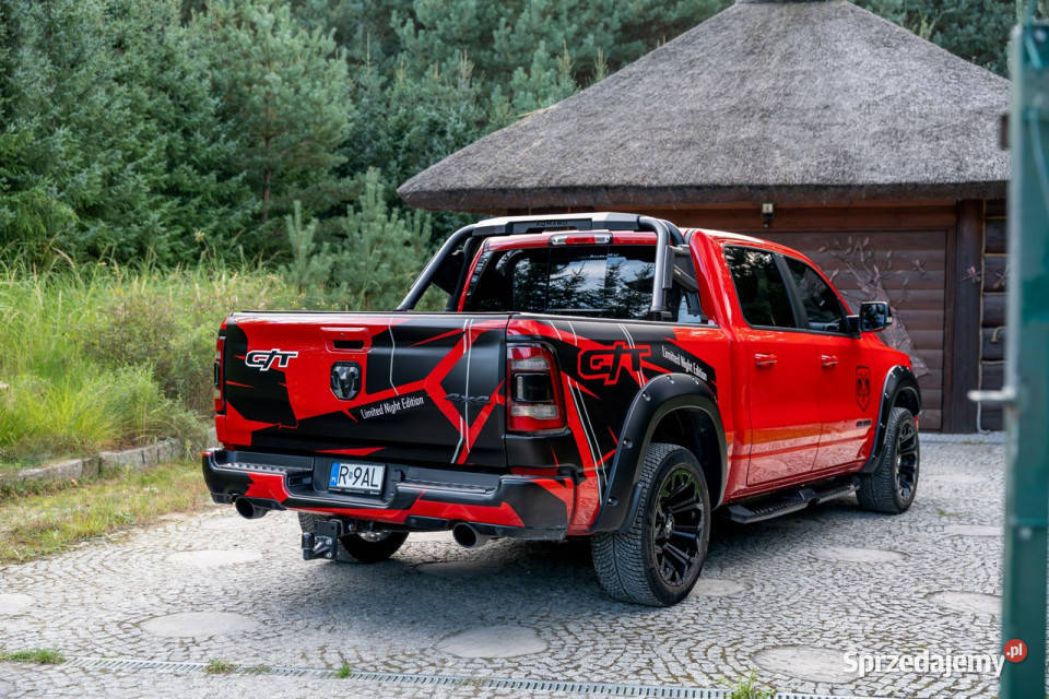 RAM 1500 Crew Cab Laramie 57 V8 Hemi Sport nieuszkodzony Ropczyce