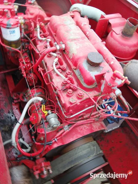 Kombajn zbożowy Massey Ferguson 186 w oryginale Skaryszew