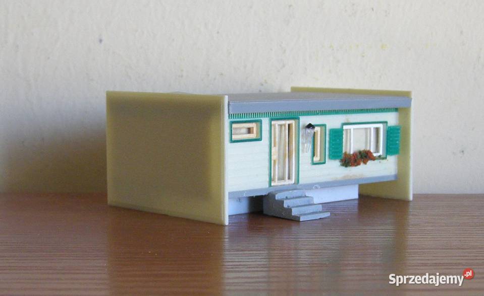 Domek na makietę 19 kolejka skala TT Łódź