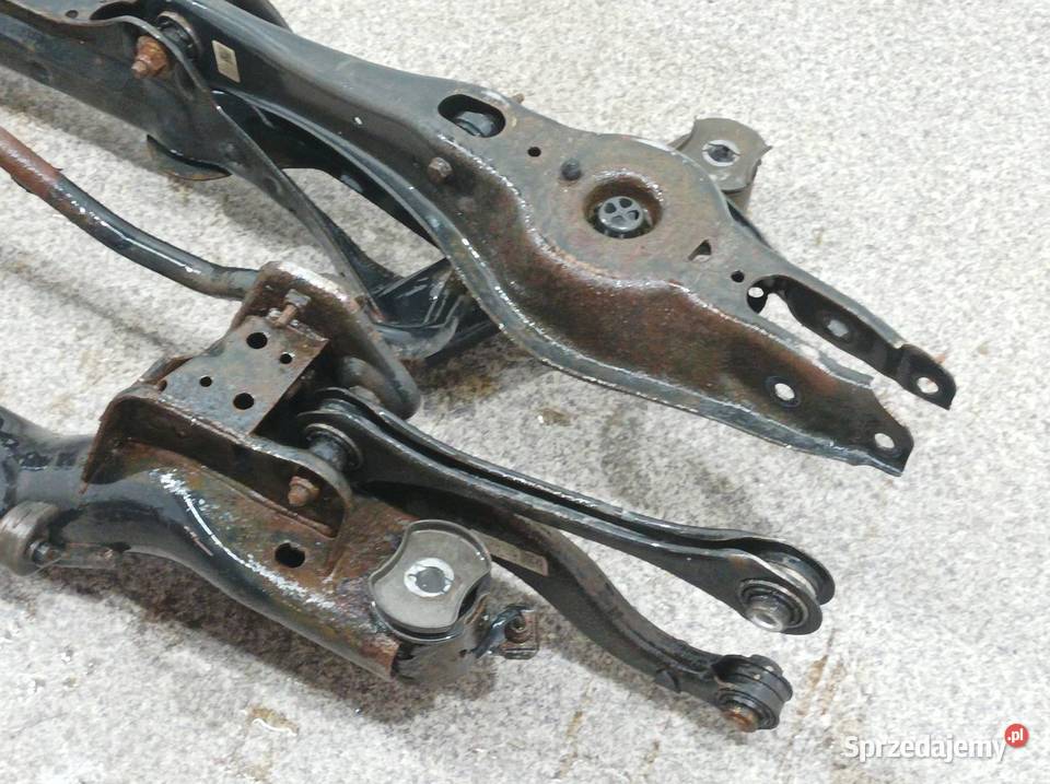 SANKI ZAWIESZENIA TYŁ 3V WAHACZ 5Q0505235J Skoda