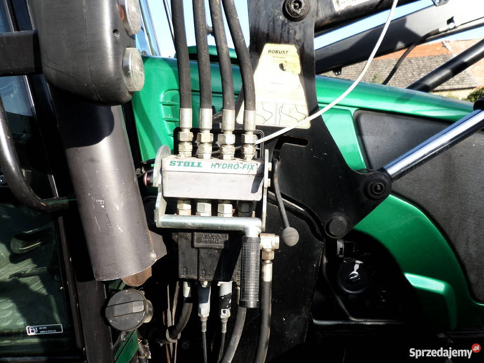 Valtra A 95 z ładowaczem STOLL Borek