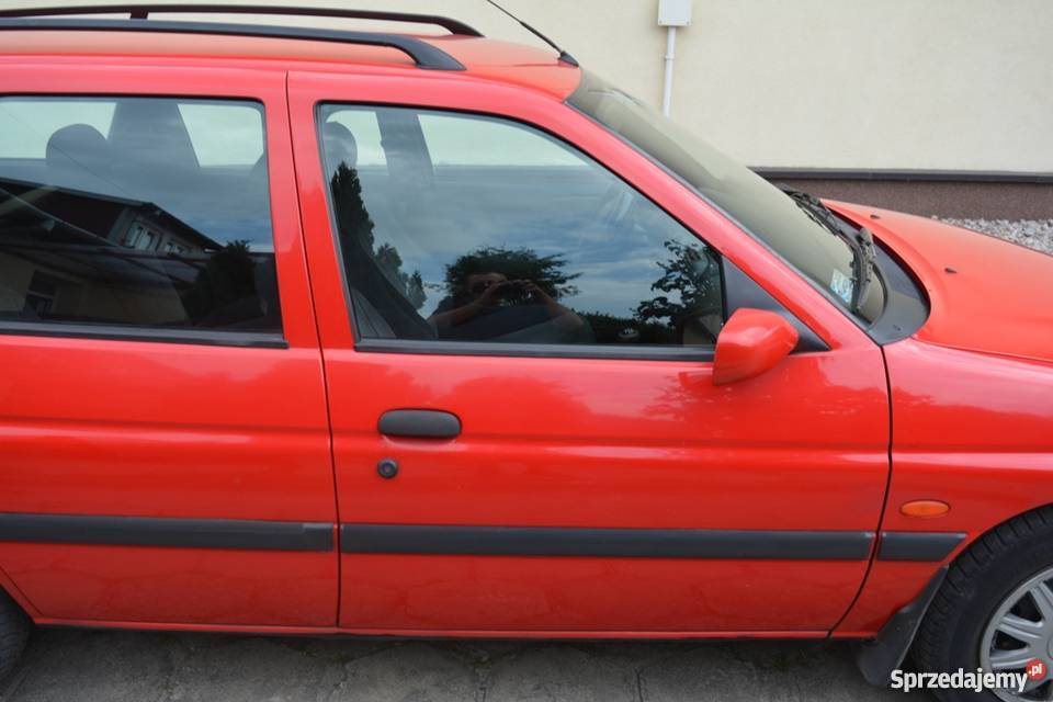 Ford Escort 1999r Bolero 2 kombi 16 16v manualna Piastów